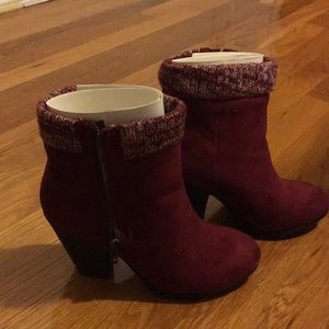 Shoedazzle booties